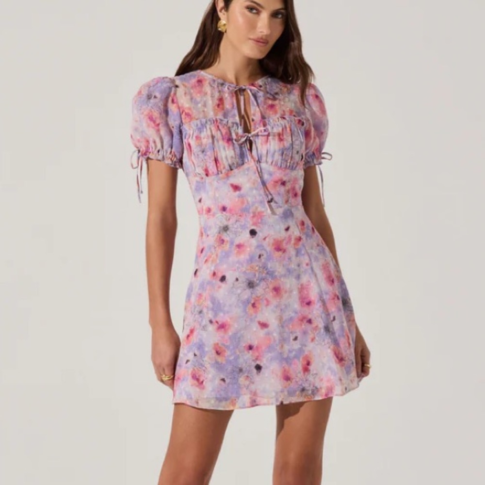 ASTR the label Floral Puff Sleeve Pastel Mini Dress Medium Flowers Cute!